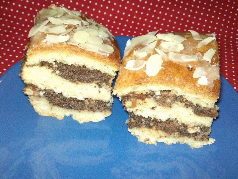 Makowiec drożdżowy Onego