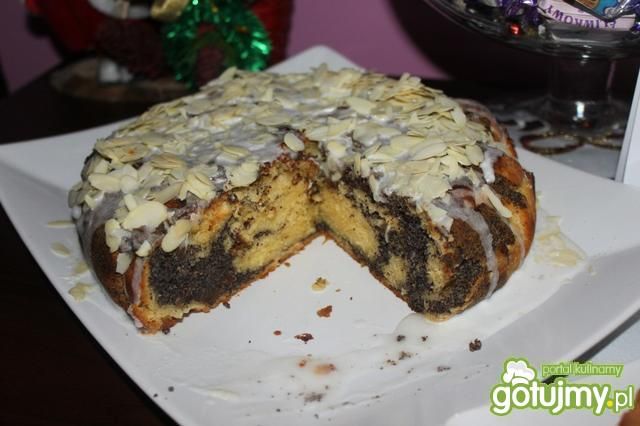 Makowiec drożdżowy pyszny prezent