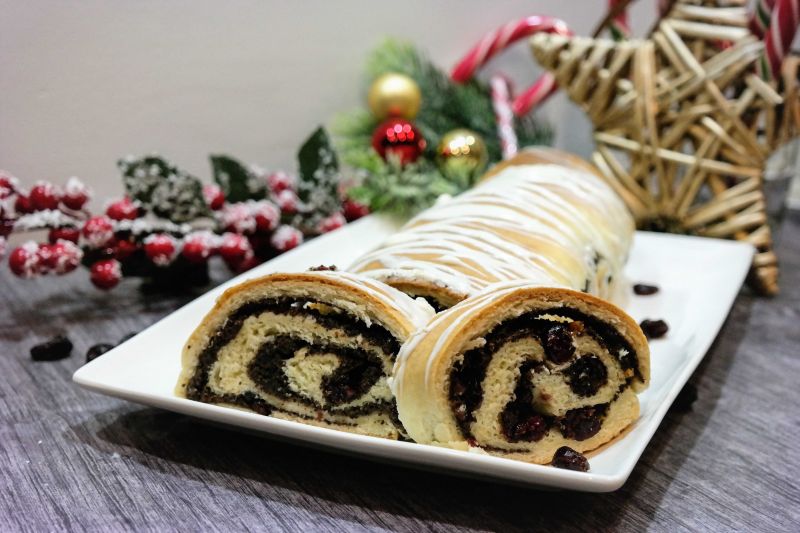 Makowiec drożdżowy z żurawiną Makowiec drożdżowy z żurawiną