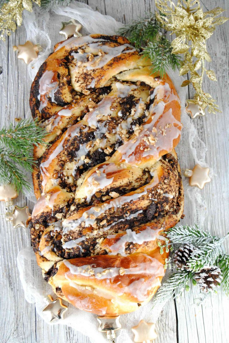 Makowo- bakaliowy zawijaniec 