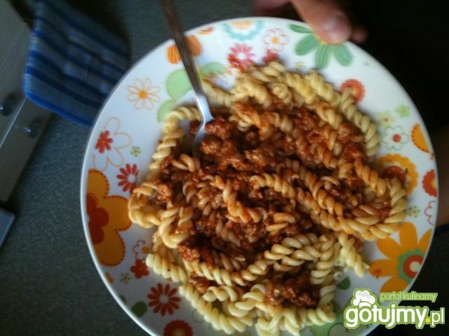 Makron z sosem a'la  bolognese Makron z sosem a'la  bolognese