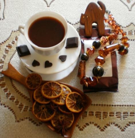 Mała-czarna z nutką pomarańczy: