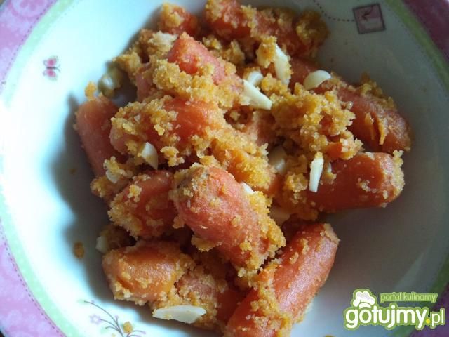 Mała marchewka z czosnkiem do obiadu