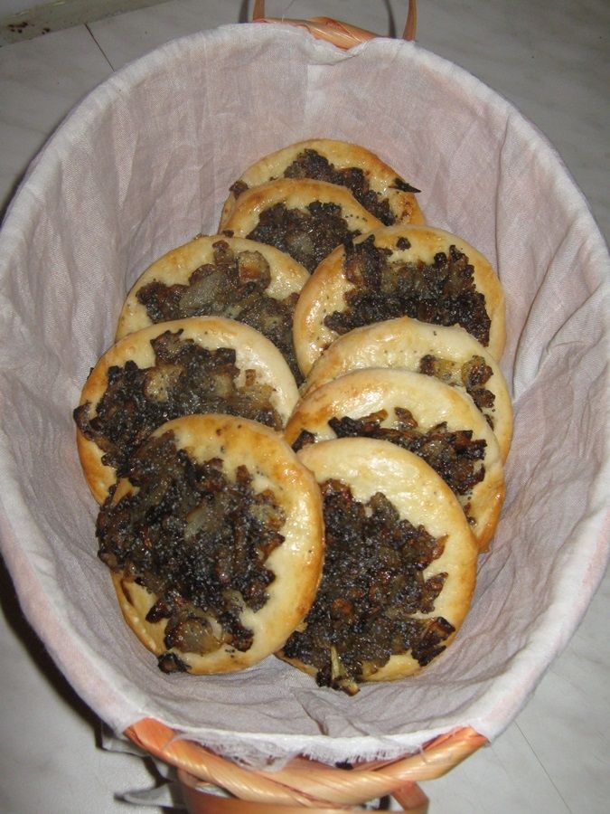 Małe cebularze idealne na śniadanie