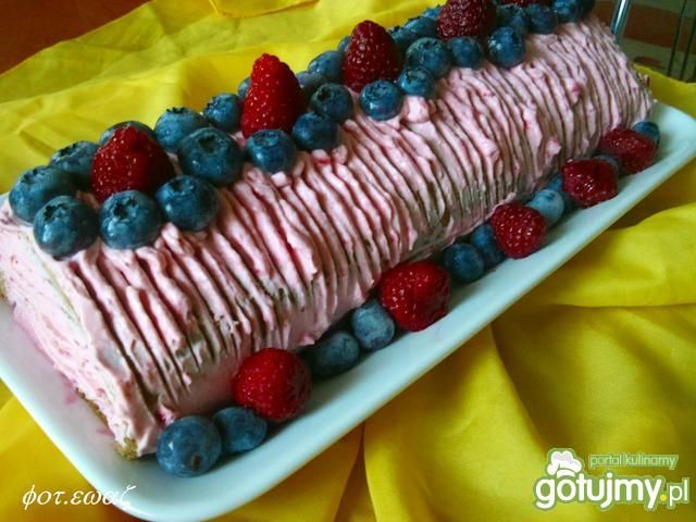 Malinowa rolada Malinowa rolada