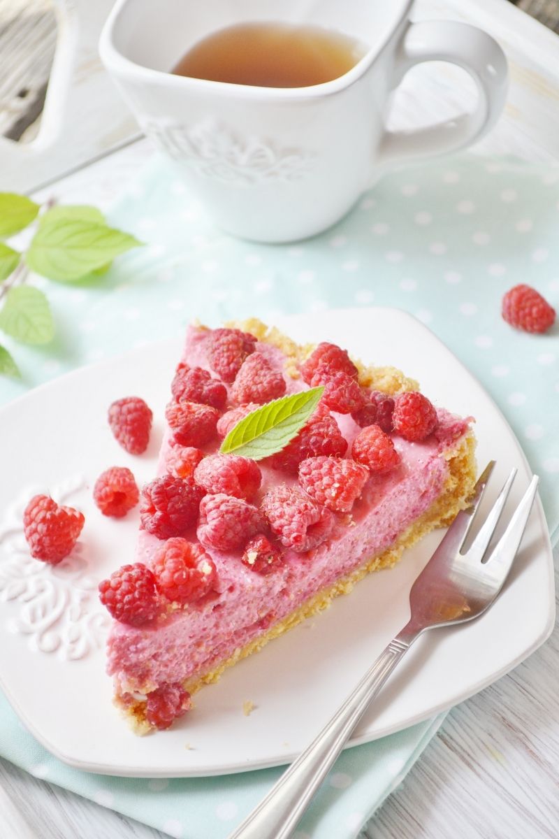 Malinowa tarta na kokosowym spodzie Malinowa tarta na kokosowym spodzie