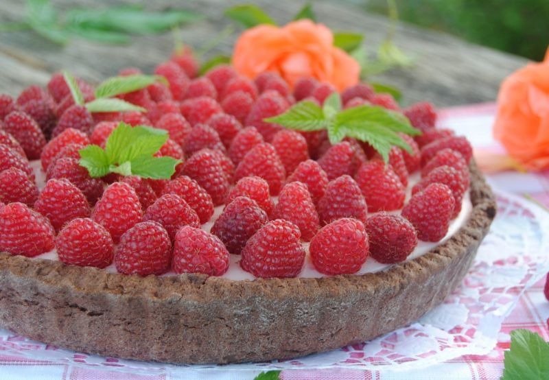 Malinowo –budyniowa tarta