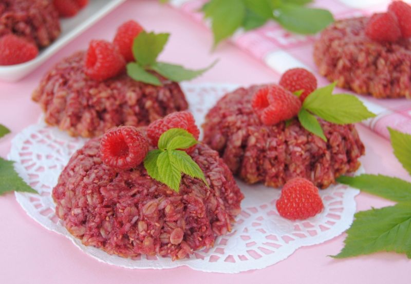 Malinowo-owsiane tartaletki