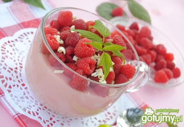 Malinowy, domowy budyń