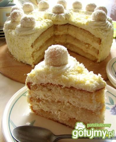 Mały tort kokosowy  Mały tort kokosowy