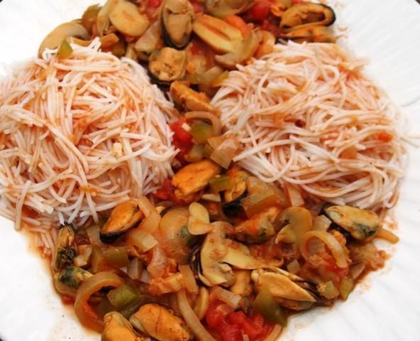 Małże w kolorowym sosie  Małże w kolorowym sosie