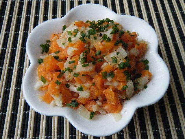 Marchew z jabłkami i cebulą