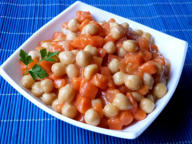 Marchewka z ciecierzycą Marchewka z ciecierzycą