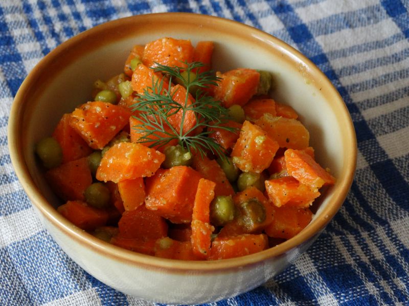 Marchewka z groszkiem Marchewka z groszkiem