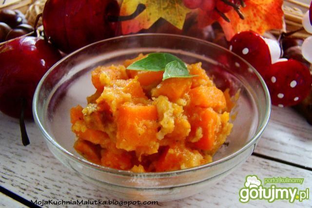 Marchewka z tartą bułką  Marchewka z tartą bułką