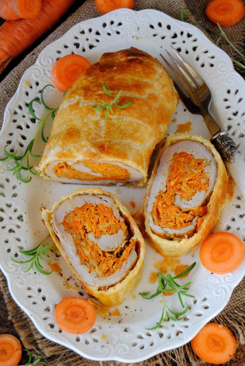 Marchewkowa rolada  w cieście francuskim  Marchewkowa rolada  w cieście francuskim