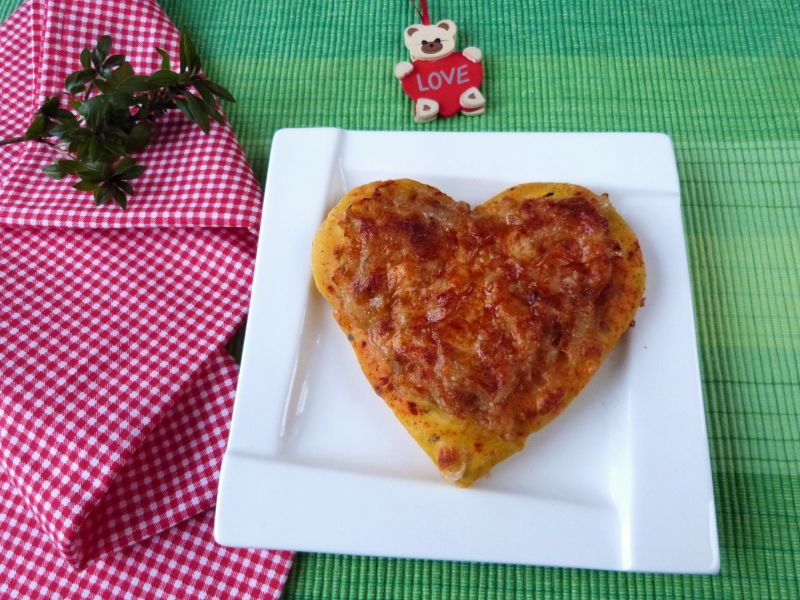 Marchewkowy cebularz z siemieniem lnianym Marchewkowy cebularz z siemieniem lnianym