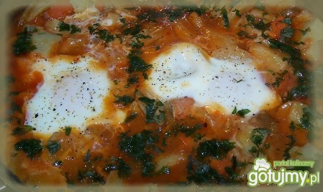 Marokańska aidża w łowickim stylu. Marokańska aidża w łowickim stylu.