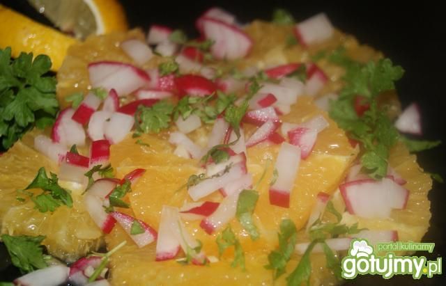 Marokańska sałatka z pomarańczy, rzodkwi