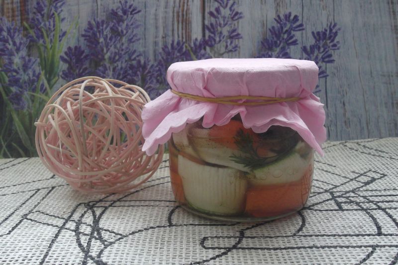 Marynowana cukinia z marchewką