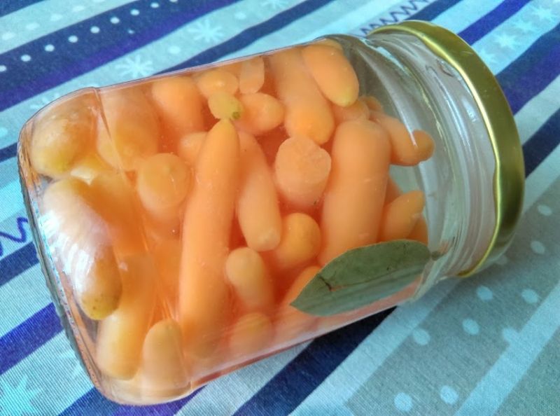 Marynowana mini marchewka Marynowana mini marchewka