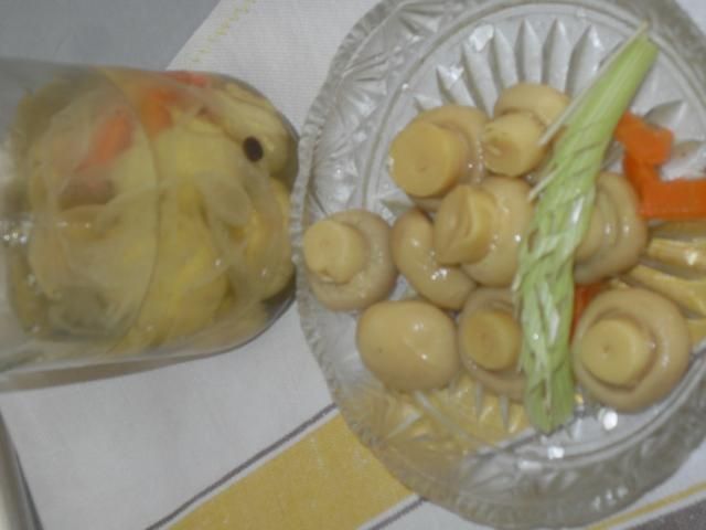 Marynowane pieczarki Marynowane pieczarki