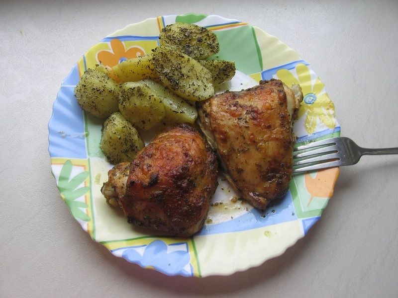 Marynowane pieczone udka