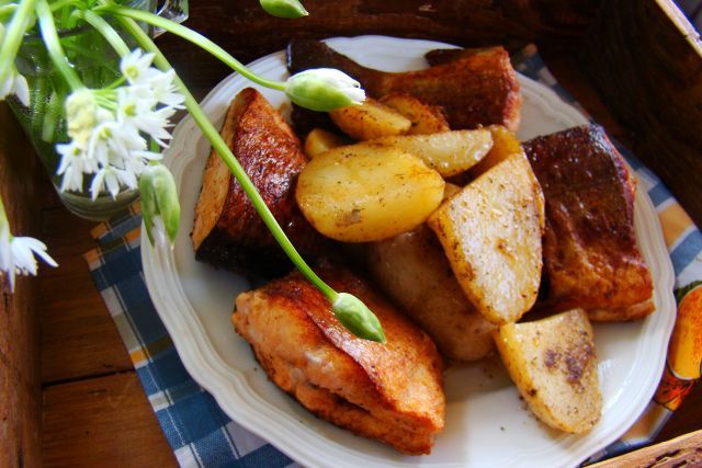 Marynowany pstrąg z patelni Marynowany pstrąg z patelni