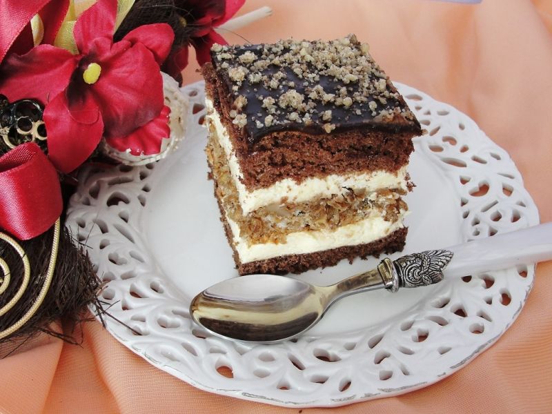 Marysieńka z orzechami Marysieńka z orzechami