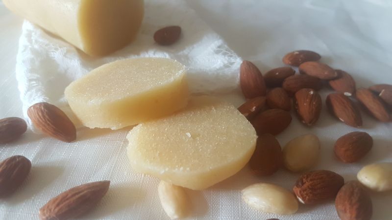 Masa marcepanowa do ciast Masa marcepanowa do ciast