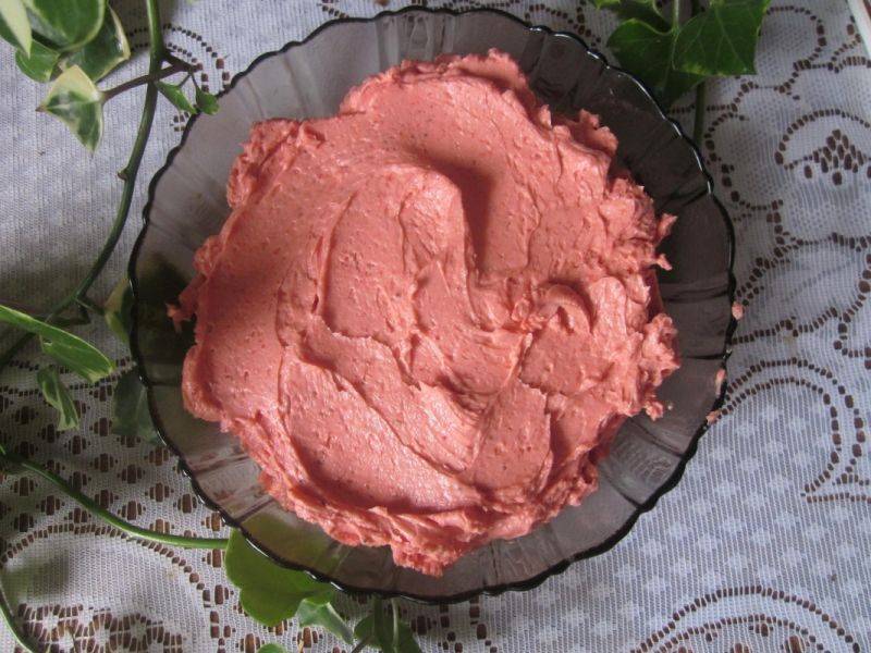 Masa truskawkowa do ciast