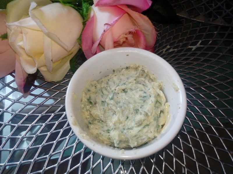 Masełko ziołowo-czosnkowe