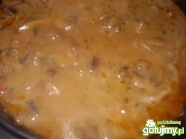 Maślaki w śmietanie