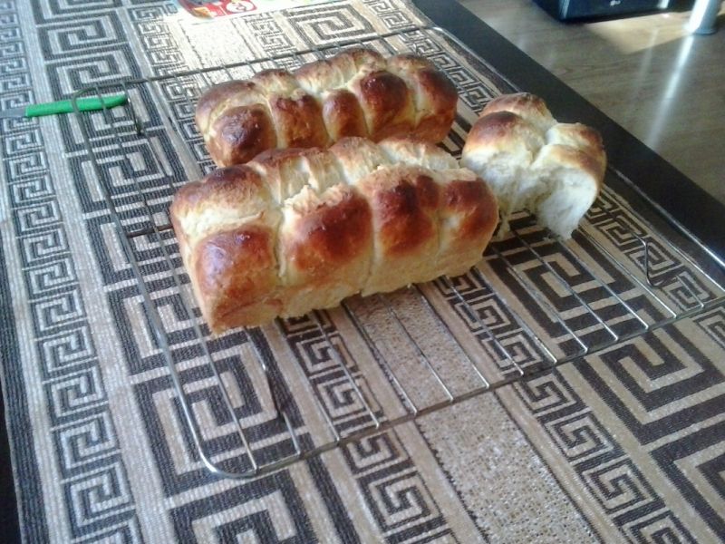 Maślana bułka Brioche  Maślana bułka Brioche