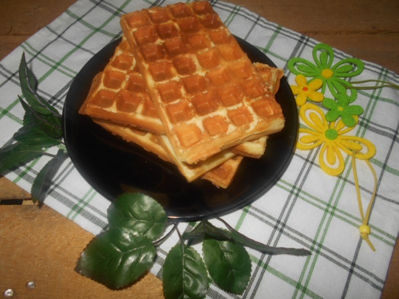 Maślane chrupiące gofry Maślane chrupiące gofry