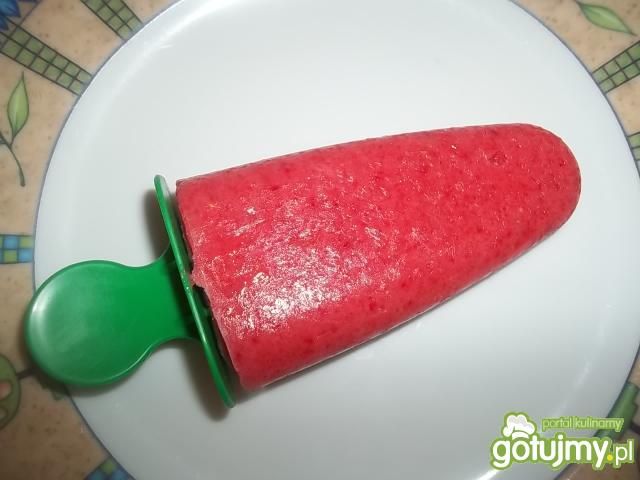 Maślankowe lody cukiniowo-truskawkowe Maślankowe lody cukiniowo-truskawkowe