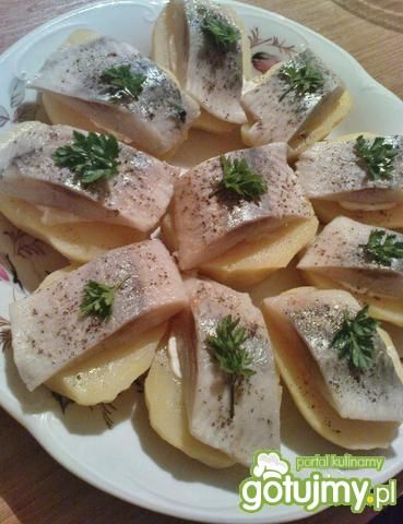 Matjas na ziemniaczku  Matjas na ziemniaczku