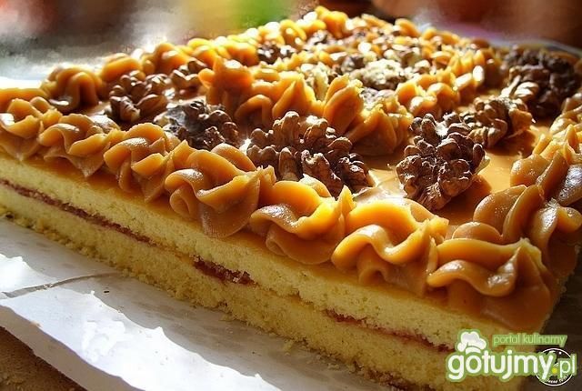 Mazurek kajmakowo-orzechowy Mazurek kajmakowo-orzechowy