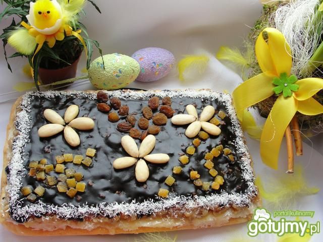 Mazurek kokosowo orzechowy