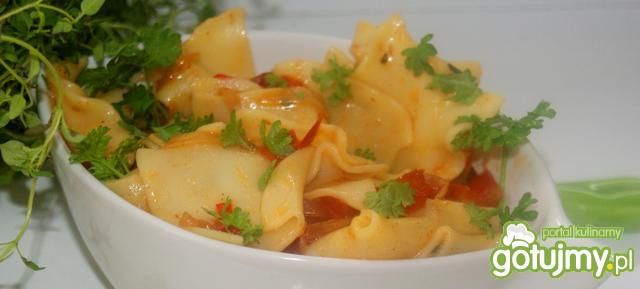 Mega łazanki w ,, ogródkowym,, sosie Mega łazanki w ,, ogródkowym,, sosie