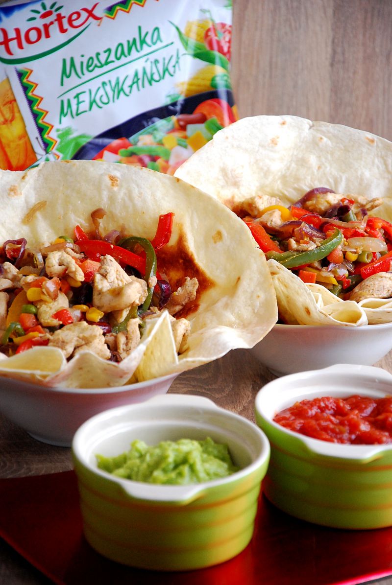 Meksykańska fajita drobiowa w tortilli Meksykańska fajita drobiowa w tortilli