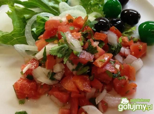 Meksykańska sałatka z pomidorów.