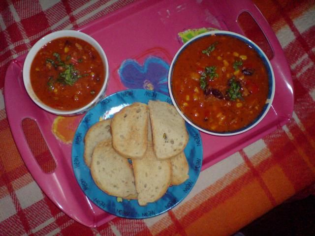 Meksykańska zupa z grzankami Meksykańska zupa z grzankami