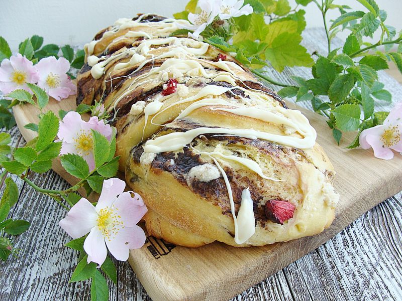 Meksykański warkocz z truskawkami