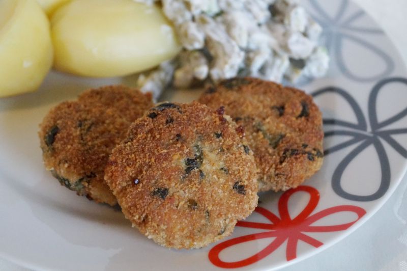 Mięciutkie kotlety ze szpinakiem i manną