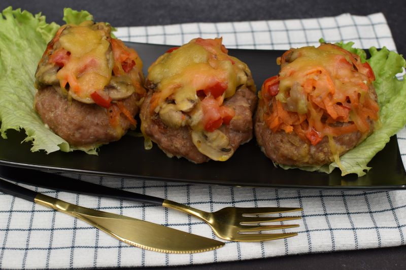 Mielone kotlety pod pierzynką