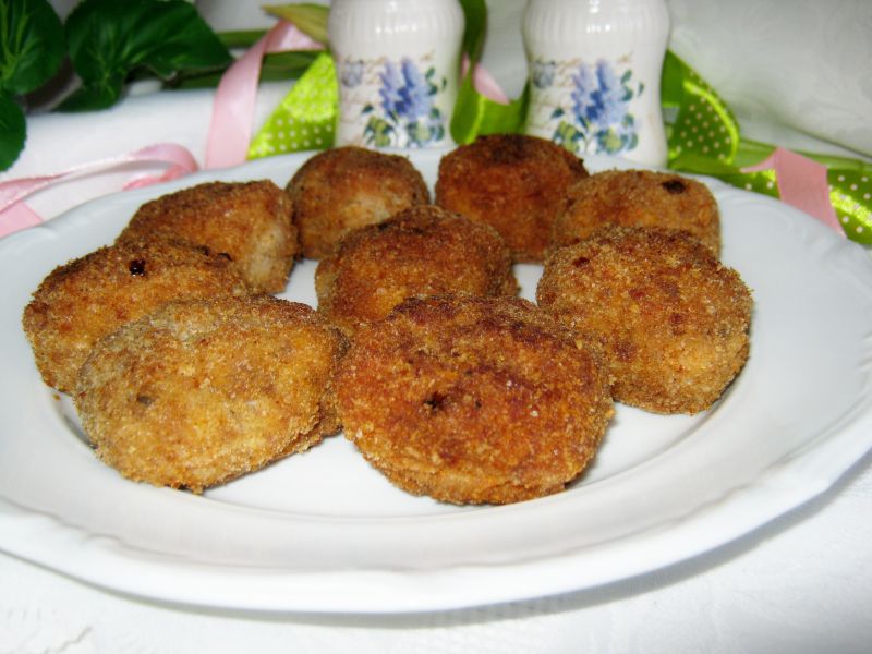 Mielone kotlety z dodatkami Mielone kotlety z dodatkami