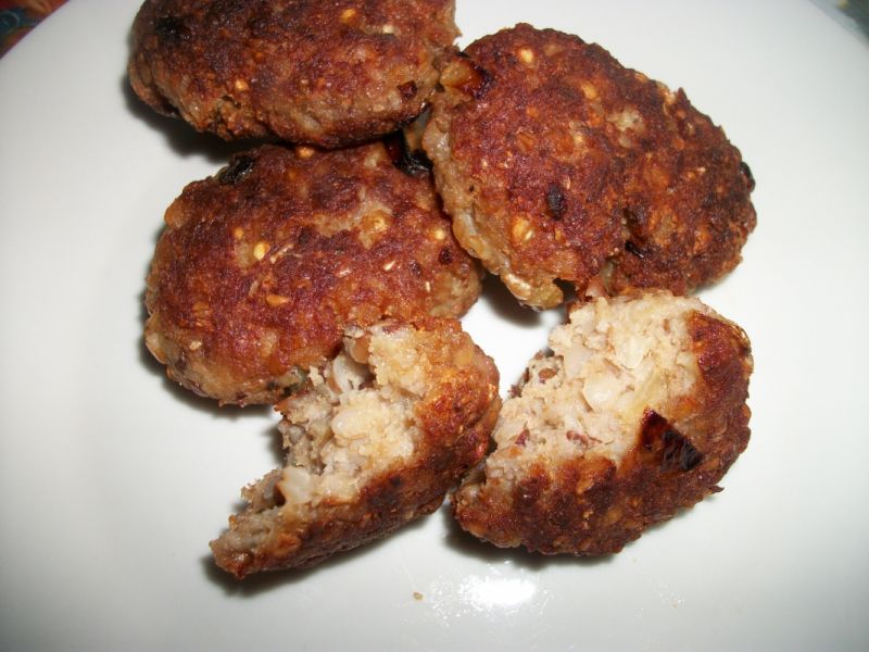 Mielone kotlety z kaszą