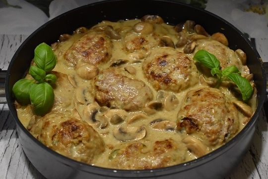 Mielone w sosie pieczarkowym Mielone w sosie pieczarkowym