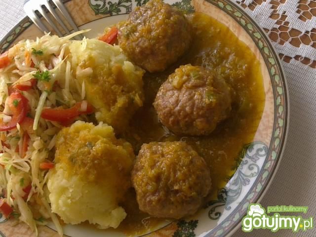 Mielone w sosie porowo marchewkowym  Mielone w sosie porowo marchewkowym